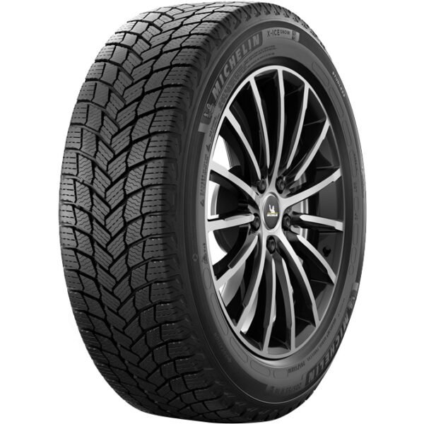 235/45R21